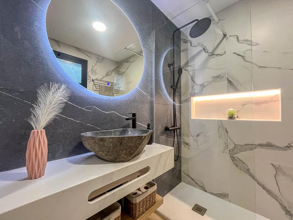 El Bunker Luxury Suite En Playa Del Hombre Con Vista Al Mar Εξωτερικό φωτογραφία